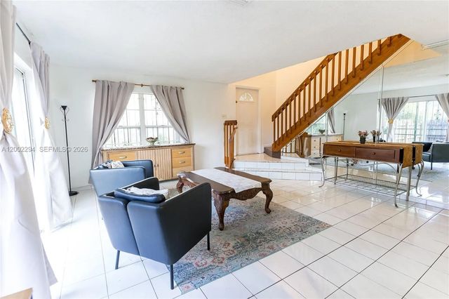 5 of 24 - 7876 Nw 189th Street, Hialeah, FL