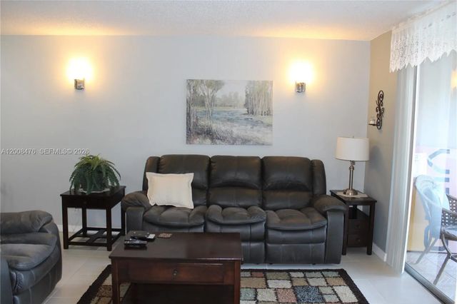 5 of 23 - 9480 Sunrise Lakes Boulevard #204, Sunrise, FL