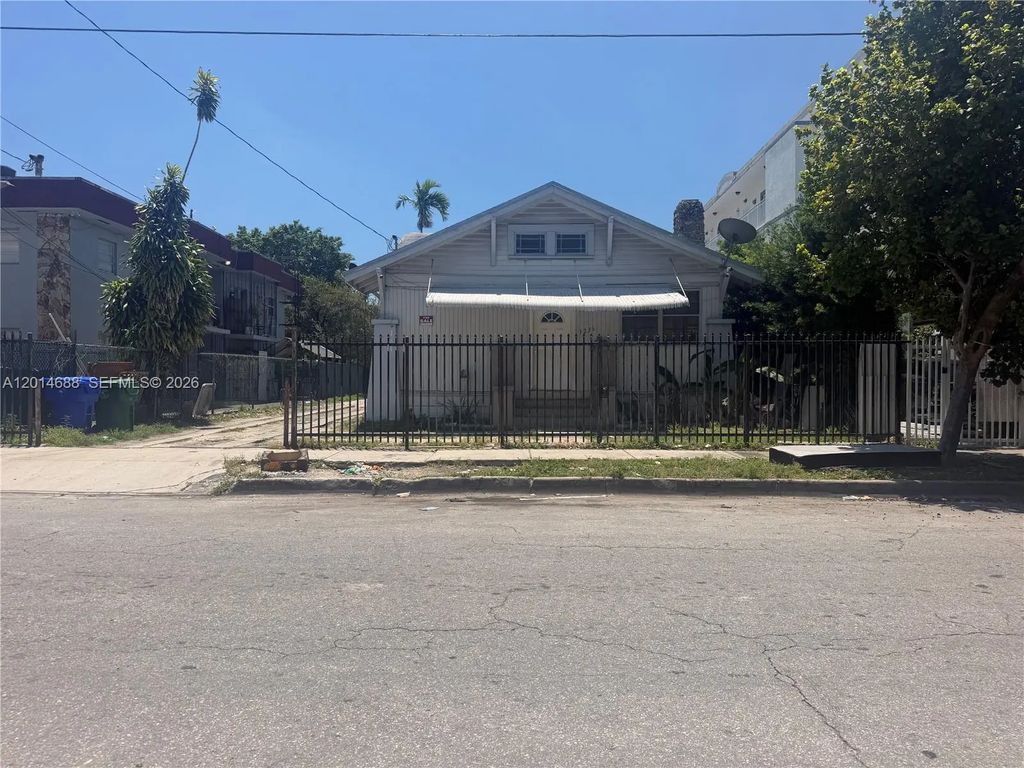 1236 Nw 5th Street, Miami