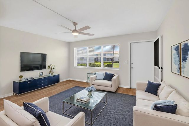 3 of 39 - 660 Horizon W #107, Boynton Beach, FL