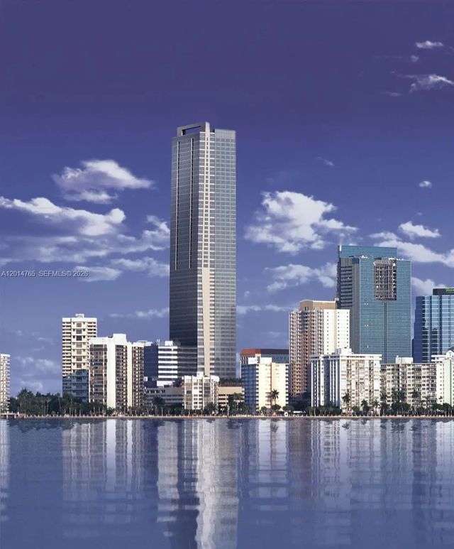 1425 Brickell Avenue #57b, Miami