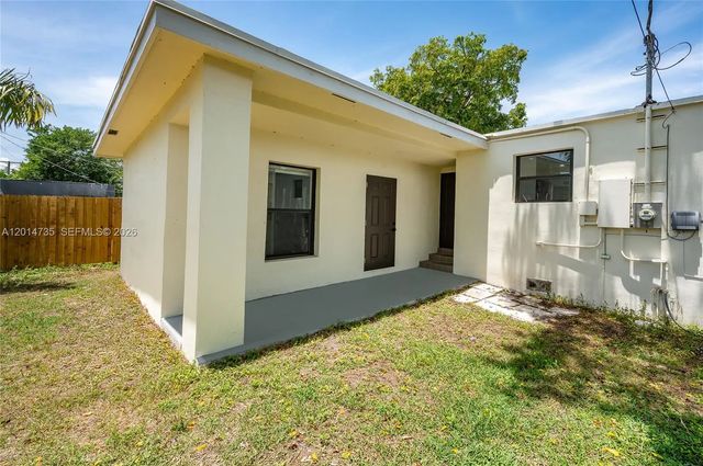 4 of 26 - 2106 Plunkett Court, Hollywood, FL