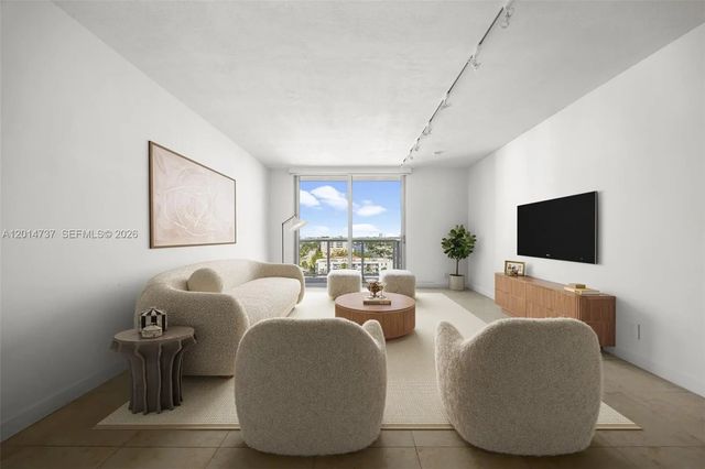 5 of 39 - 900 Bay Drive #1005 + Dock Ds14, Miami Beach, FL
