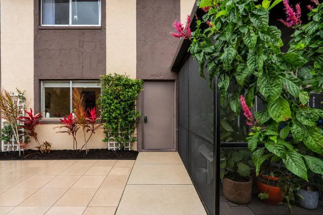 3 of 37 - 2116 Sherwood Forest Boulevard #28, West Palm Beach, FL