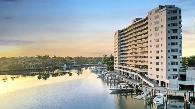 3 of 40 - 333 Sunset Drive #708, Fort Lauderdale, FL