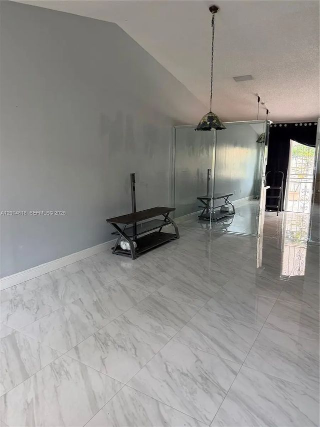 5 of 15 - 7101 W 24th Avenue #14, Hialeah, FL