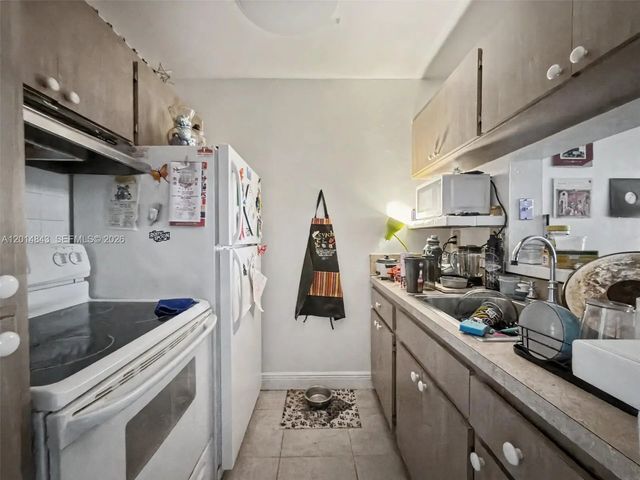 3 of 12 - 7155 Miami Lakes Drive #p16, Miami Lakes, FL