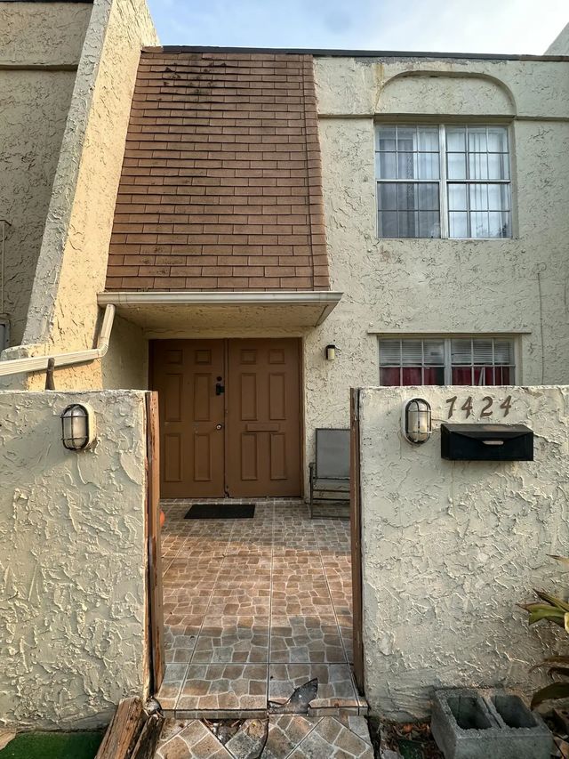 4 of 24 - 7424 Nw 75th Street, Tamarac, FL