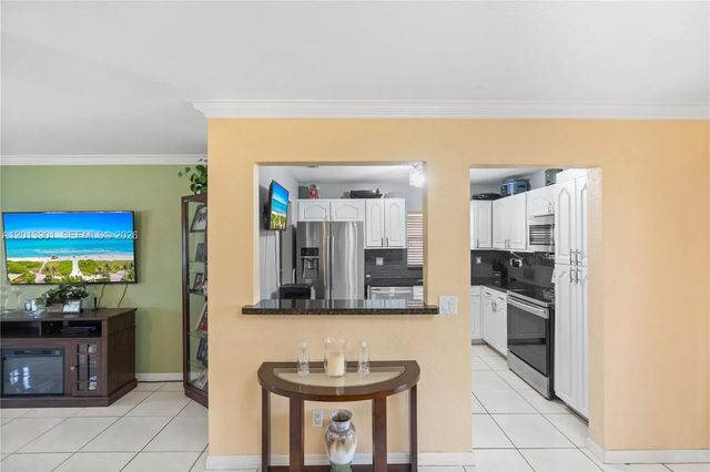 5 of 20 - 1315 Nw 192nd Street, Miami Gardens, FL