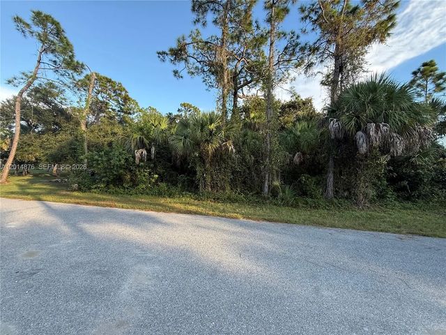 2 of 6 - 4601 Fergus, North Port, FL