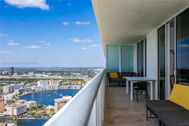 5 of 30 - 1830 S Ocean Drive #4504, Hallandale Beach, FL