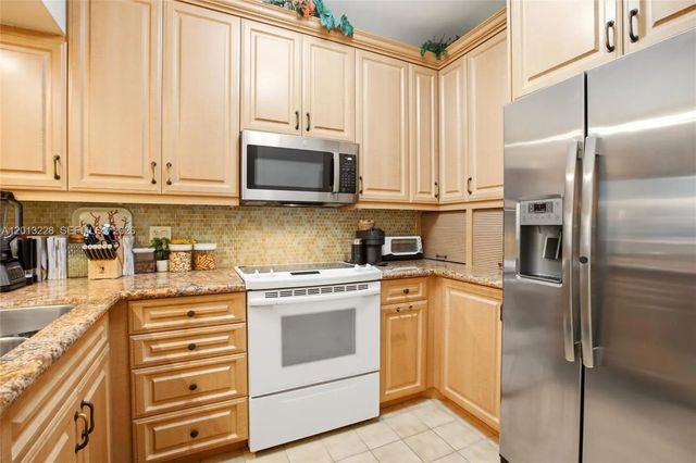 5 of 41 - 1620 S Ocean Lane #236, Fort Lauderdale, FL