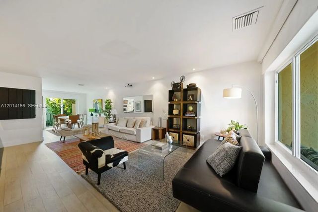 5 of 27 - 232 Sea View Drive #108, Key Biscayne, FL