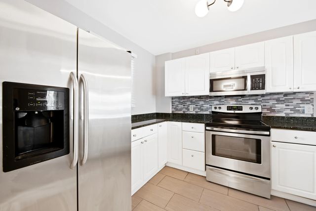 2 of 40 - 113 Royal Park Drive #2h, Oakland Park, FL