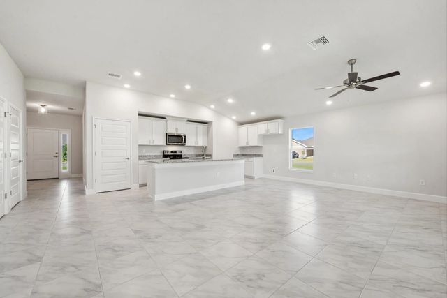 5 of 15 - 8603 Giovanni Avenue, Fort Pierce, FL