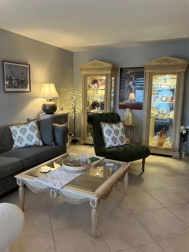 4 of 53 - 284 Grantham F, Deerfield Beach, FL