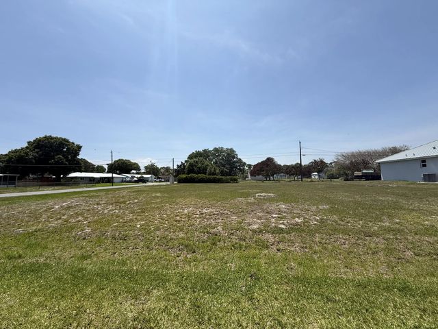3 of 6 - Tbd Seagrape Drive, Fort Pierce, FL