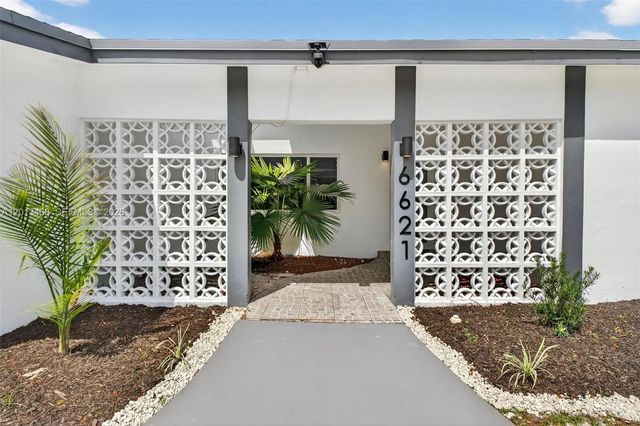 4 of 42 - 6621 Ficus Drive, Miramar, FL