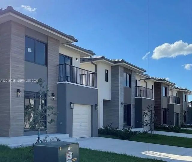 1151 Nw 1st Street, Florida City