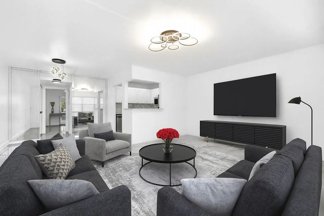 242 Tilford L #l, Deerfield Beach