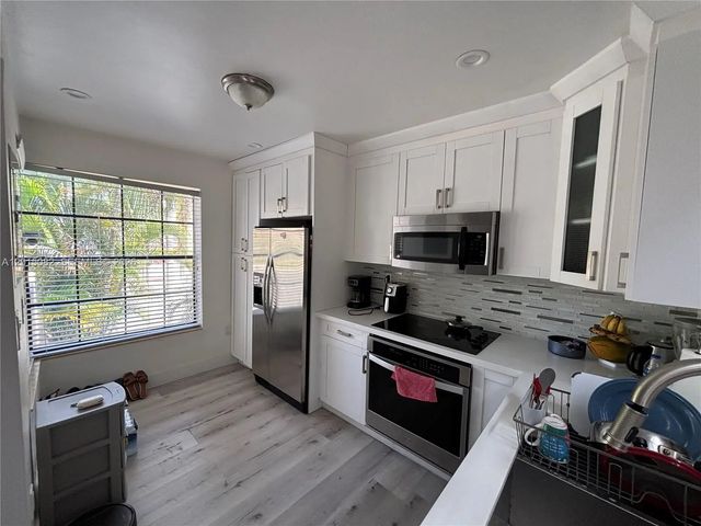 5 of 11 - 12922 Sw 88th Terrace #b-206, Miami, FL
