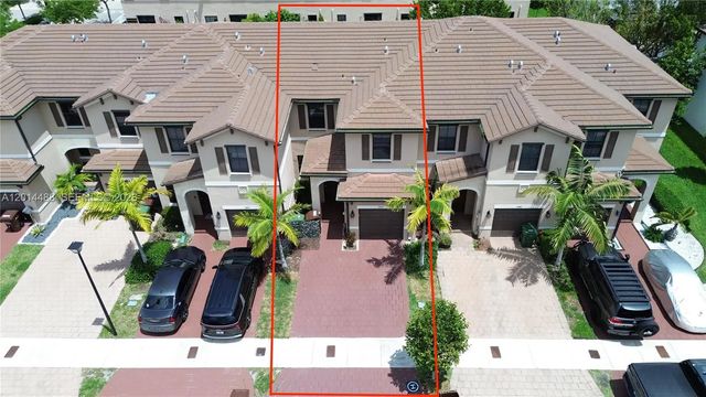 4 of 36 - 3469 W 106th Street, Hialeah, FL