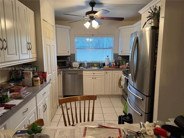 9781 Sunrise Lakes Boulevard #202, Sunrise