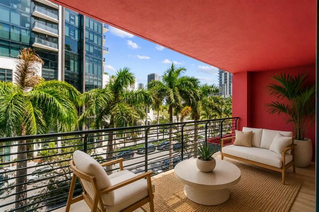 90 Ne 32nd Street #306, Miami