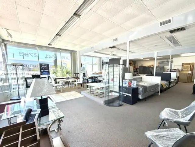 3 of 8 - 3100 Nw 7th Street, Miami, FL
