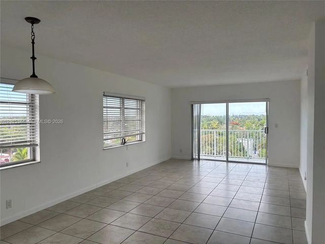 3 of 26 - 1701 Washington Street #604, Hollywood, FL