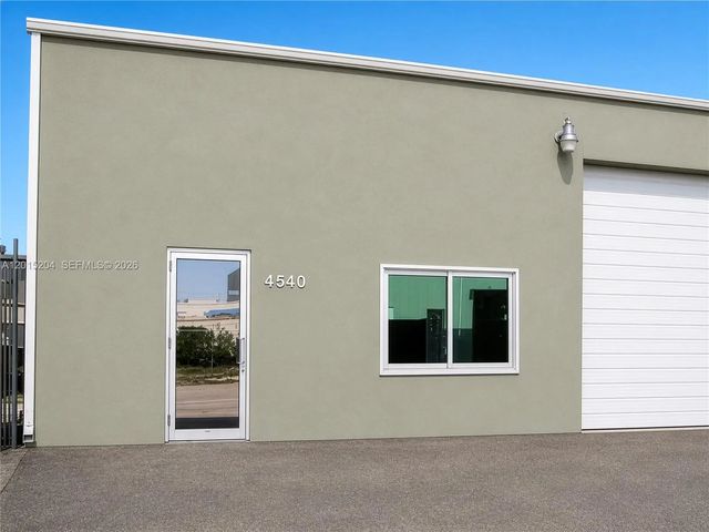 5 of 6 - 4530 Ne 6th Avenue #4540, Oakland Park, FL
