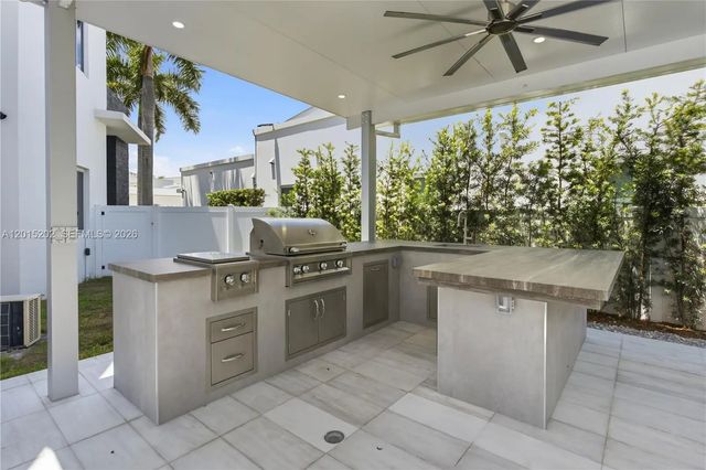 5 of 59 - 8221 Nw 34th Drive, Doral, FL