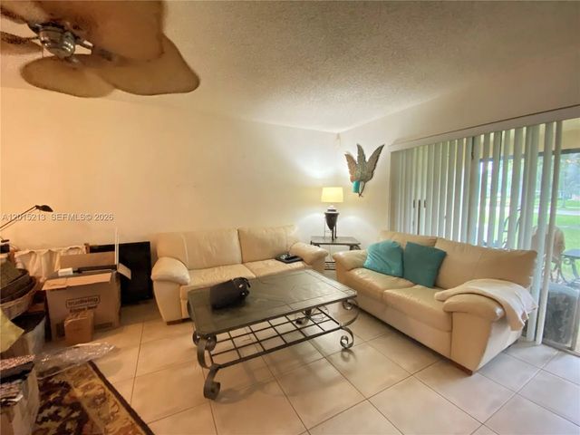 4 of 14 - 432 Bennington Lane #432, Lake Worth, FL