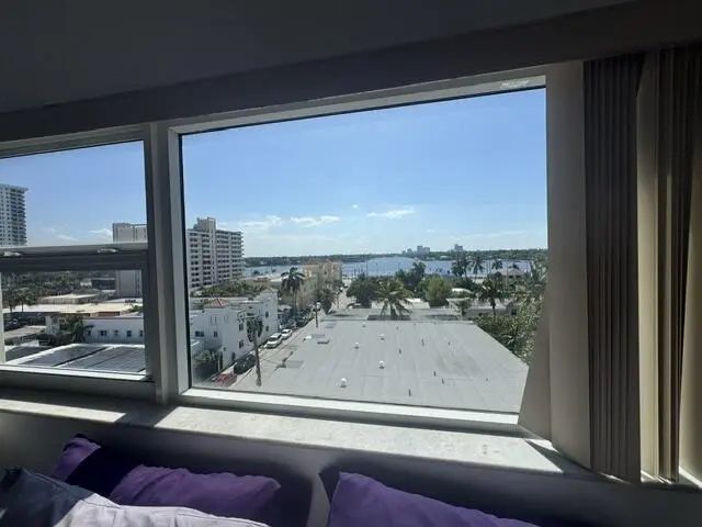 4 of 16 - 300 Oregon Street #502, Hollywood, FL