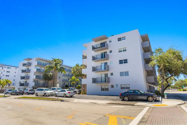 3 of 54 - 1750 Jefferson Street #507, Hollywood, FL
