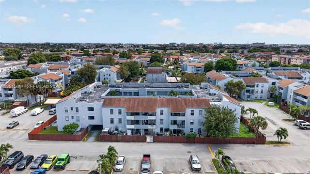 1755 W 60th Street #d301, Hialeah