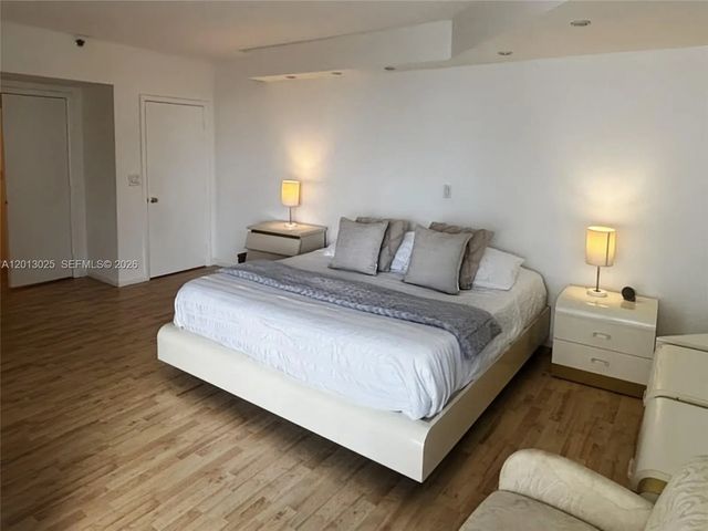 3 of 6 - 19355 Turnberry Way #14f, Aventura, FL