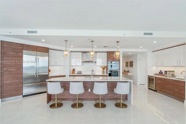 2 of 43 - 100 E Las Olas Boulevard #4203, Fort Lauderdale, FL