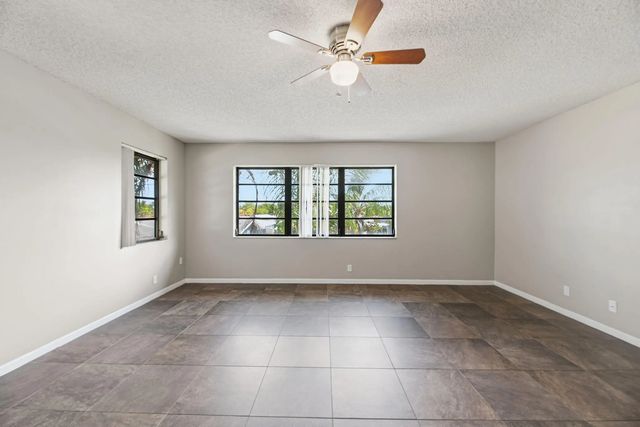 4 of 24 - 1769 Ne 40th Place #506, Pompano Beach, FL