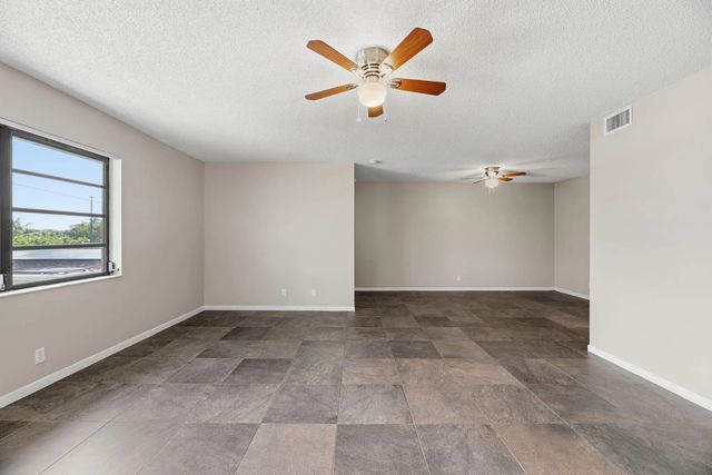 5 of 24 - 1769 Ne 40th Place #506, Pompano Beach, FL