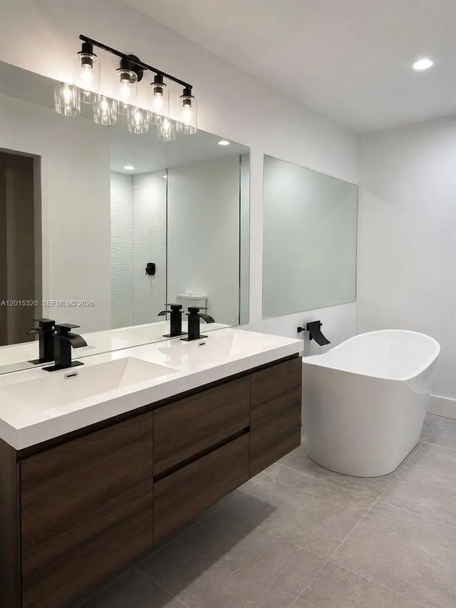 3 of 10 - 317 Nw 109th Avenue, Pembroke Pines, FL