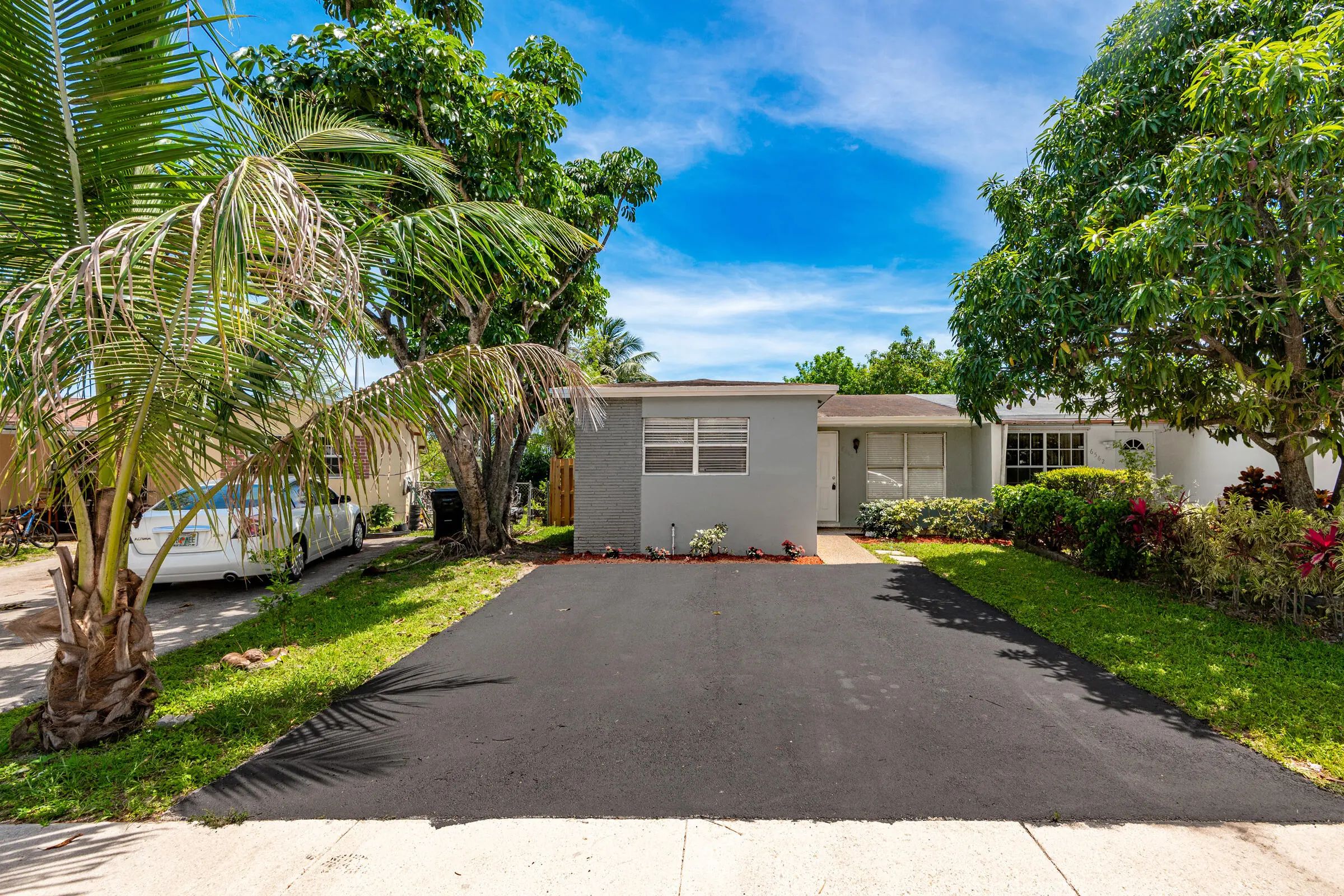 6560 Sw 20th Street, North Lauderdale