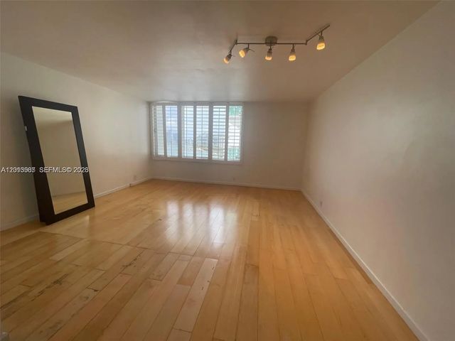 1000 West Avenue #1122, Miami Beach
