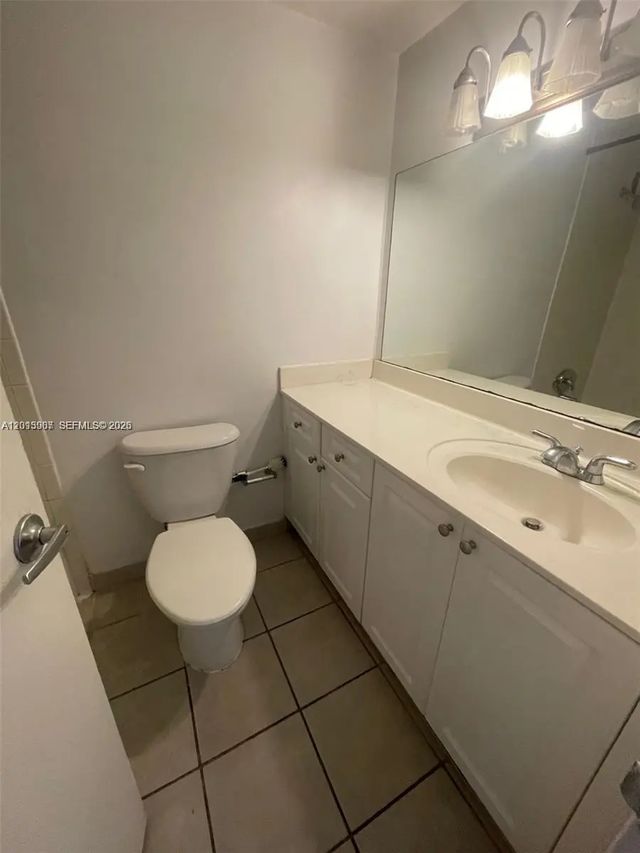 5 of 6 - 1000 West Avenue #1122, Miami Beach, FL