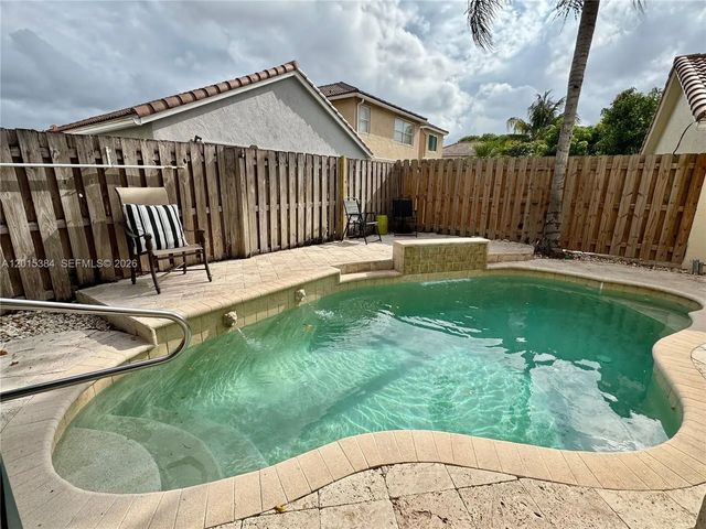 6864 Sugarloaf Key Street, Lake Worth