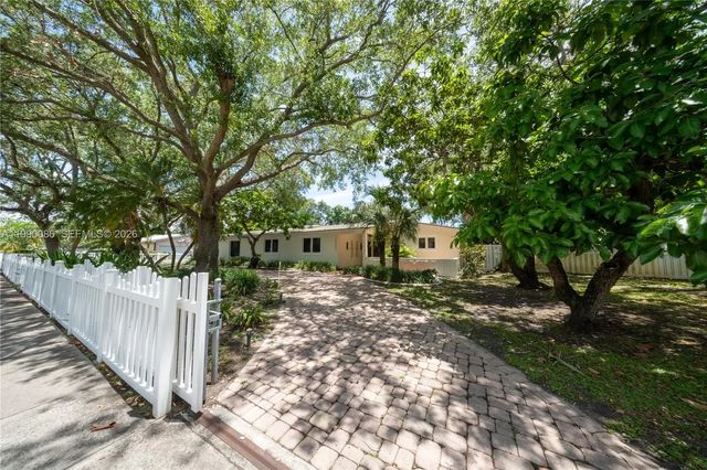 2 of 61 - 16445 Sw 80th Avenue, Palmetto Bay, FL