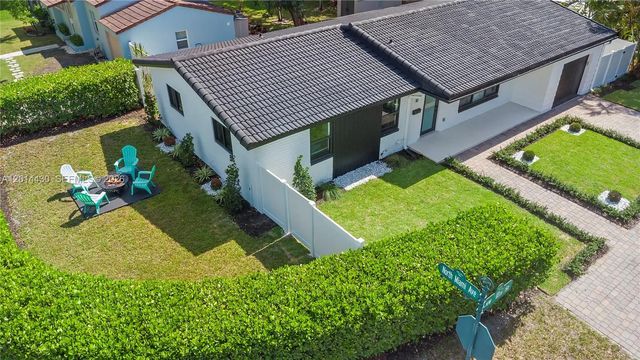 3 of 40 - 10 Nw 100th Street, Miami Shores, FL