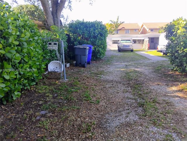 3 of 51 - 5832 Polk Street, Hollywood, FL