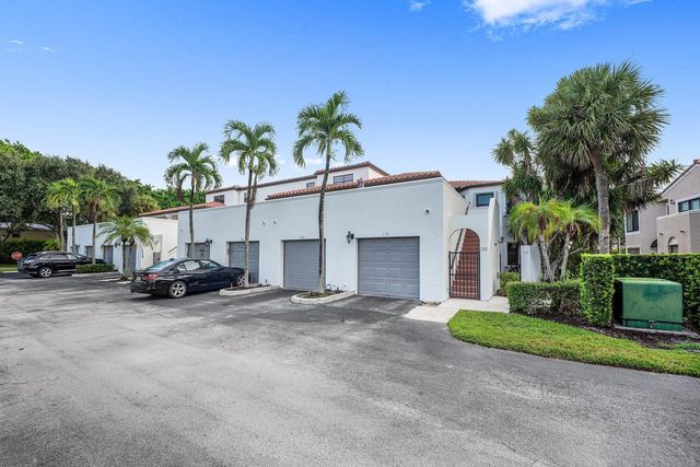 6614 Villa Sonrisa Drive #123, Boca Raton