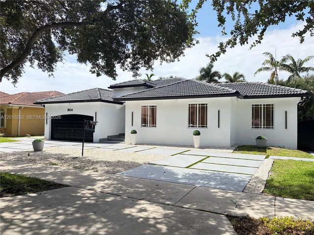 3 of 61 - 7814 Nw 165th Street, Miami Lakes, FL